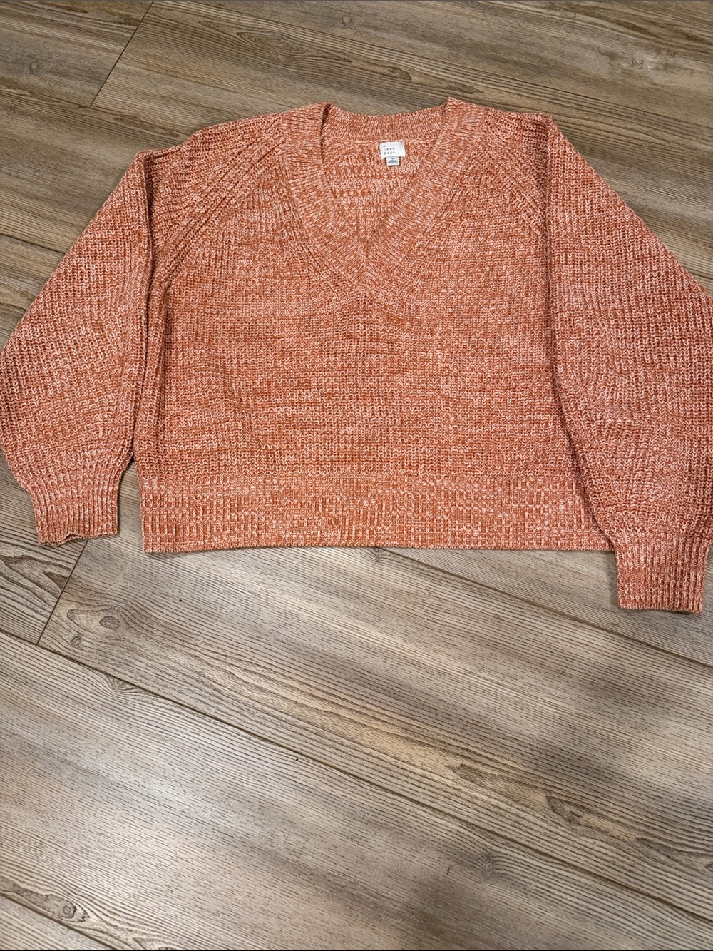 a new day V-Neck Chunky Sweater in Rust Heather